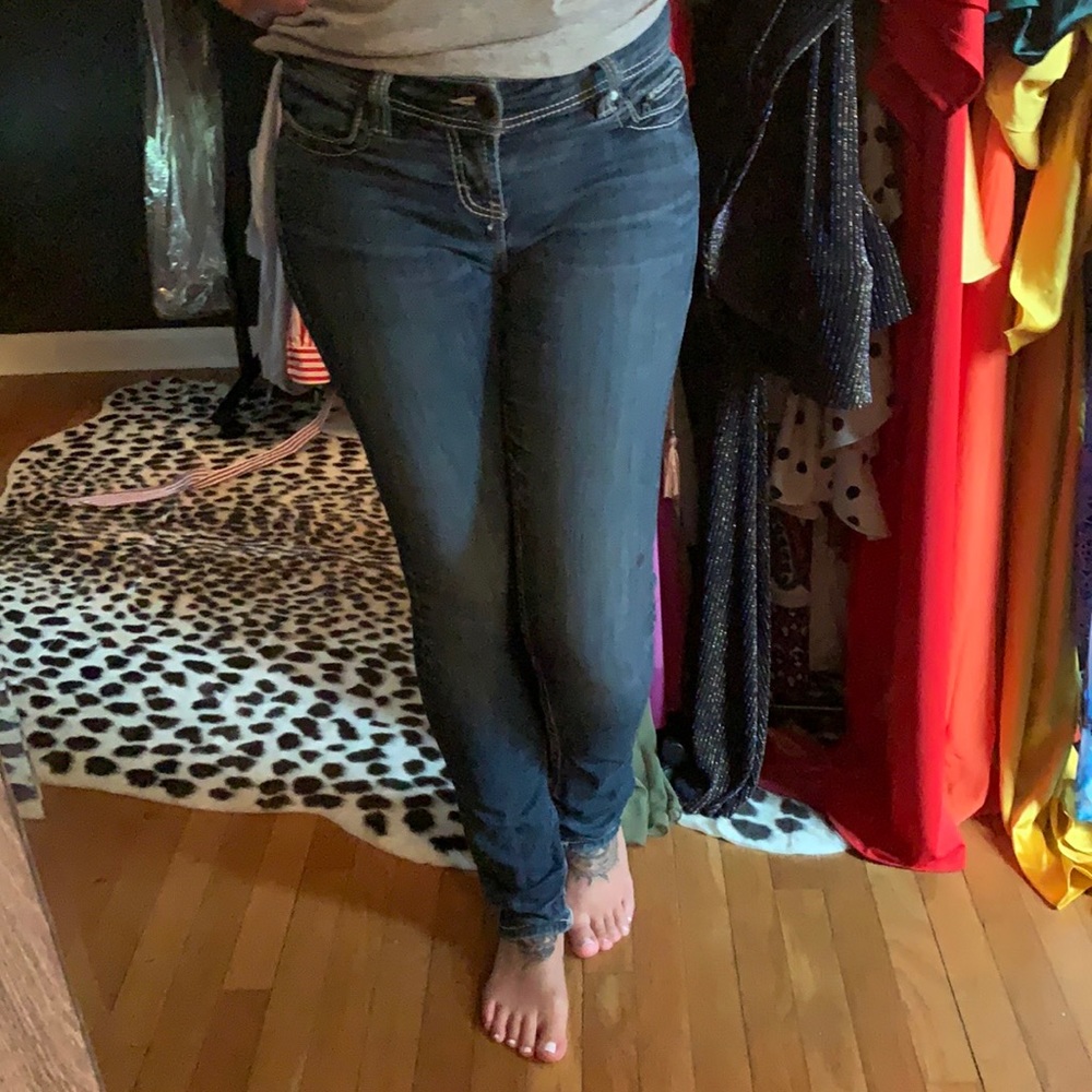 Buckle Jeans